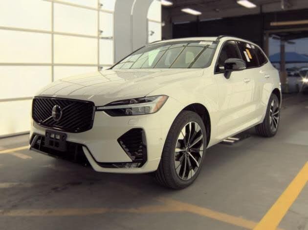 2026 Volvo XC60 B5 Plus