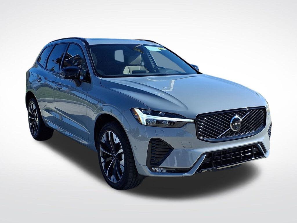 2026 Volvo XC60 B5 Plus