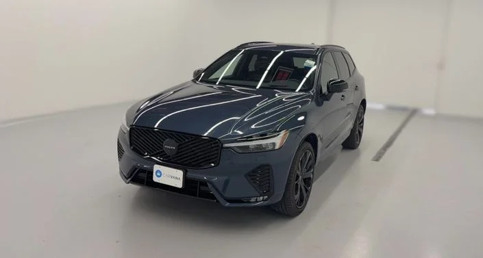 2026 Volvo XC60 B5 Ultra Black Edition