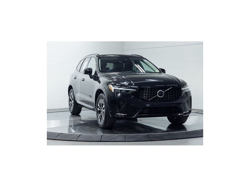 2025 Volvo XC60 B5 Core