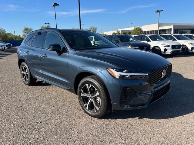 2026 Volvo XC60 B5 Core