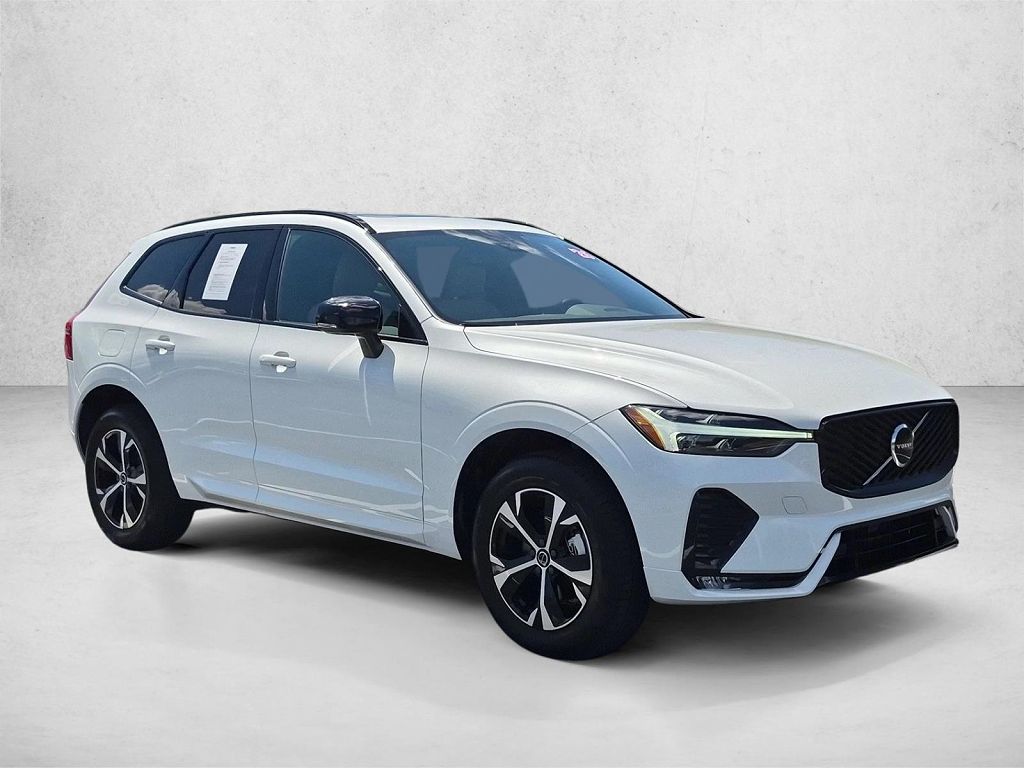 2026 Volvo XC60 B5 Core