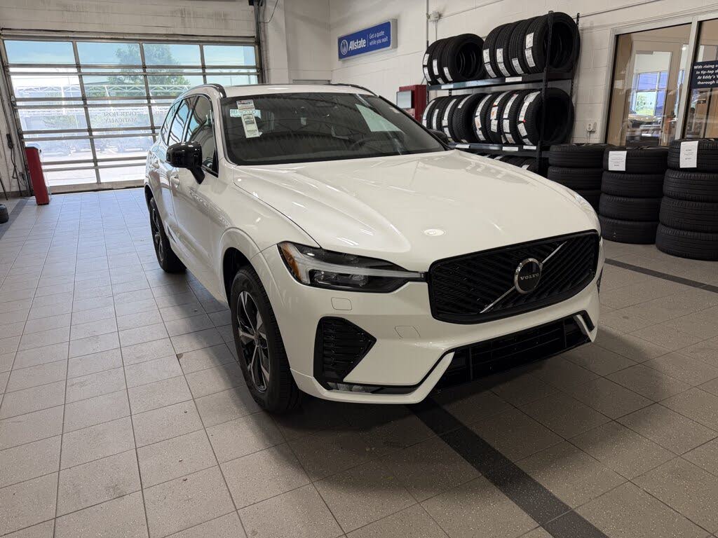 2026 Volvo XC60 B5 Core