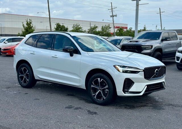 2026 Volvo XC60 B5 Core