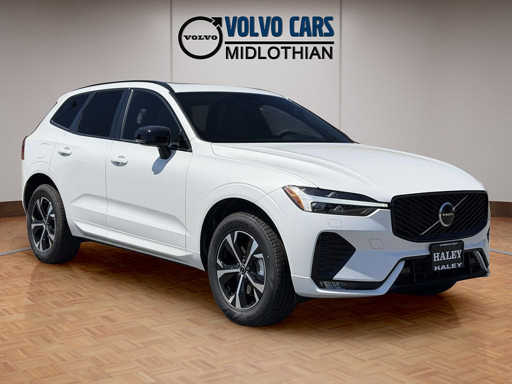 2026 Volvo XC60 B5 Core