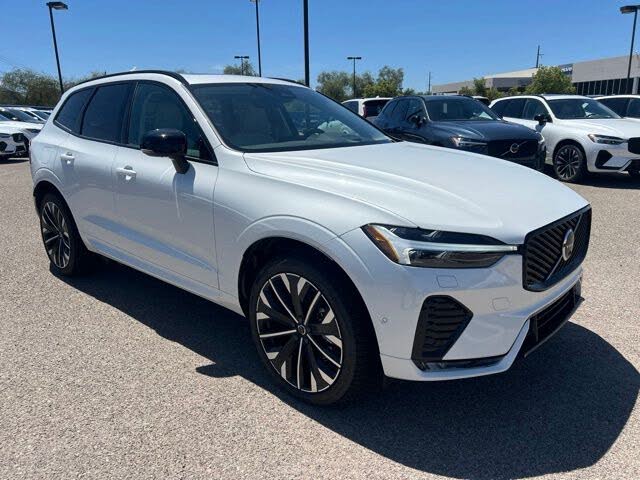 2026 Volvo XC60 B5 Ultra