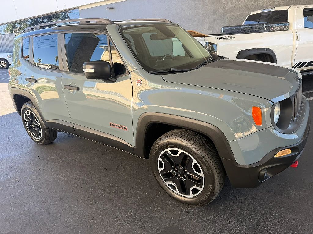 2015 Jeep Renegade Trailhawk