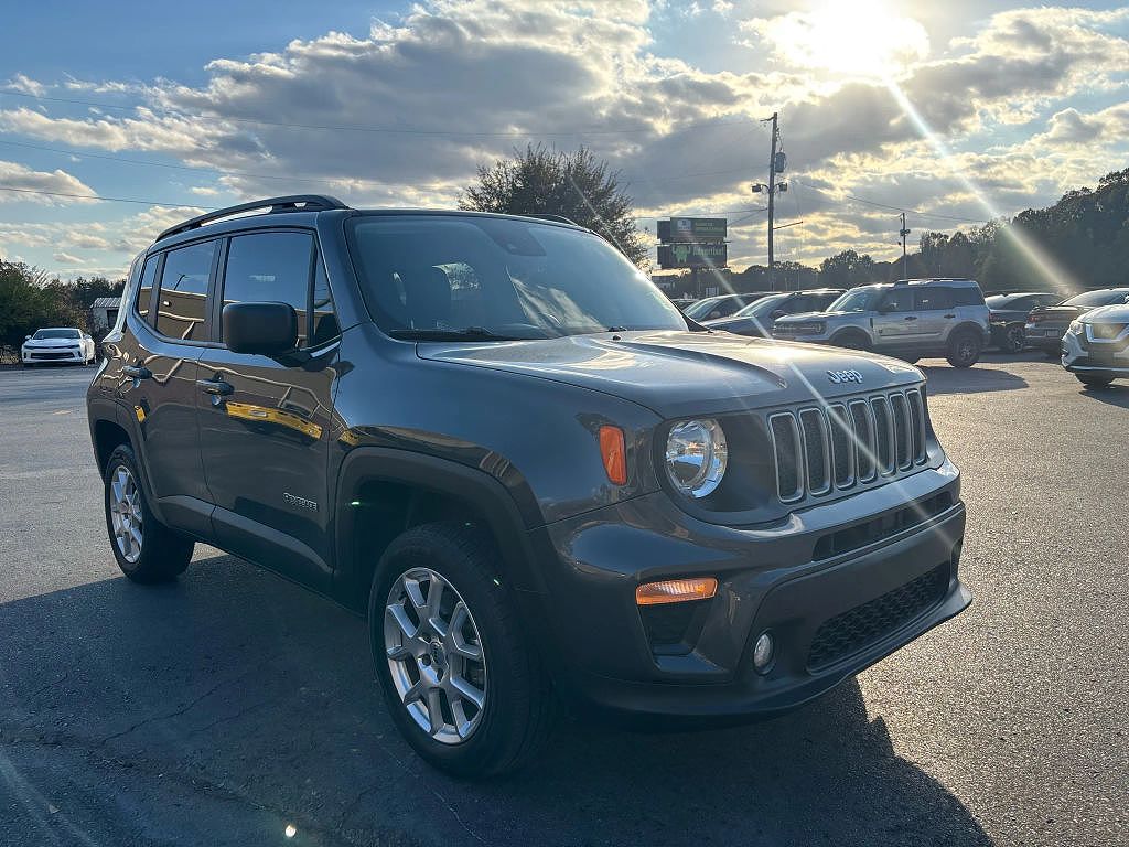 2022 Jeep Renegade Altitude