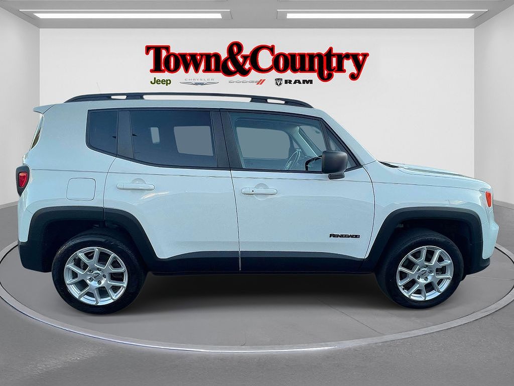 2022 Jeep Renegade Altitude