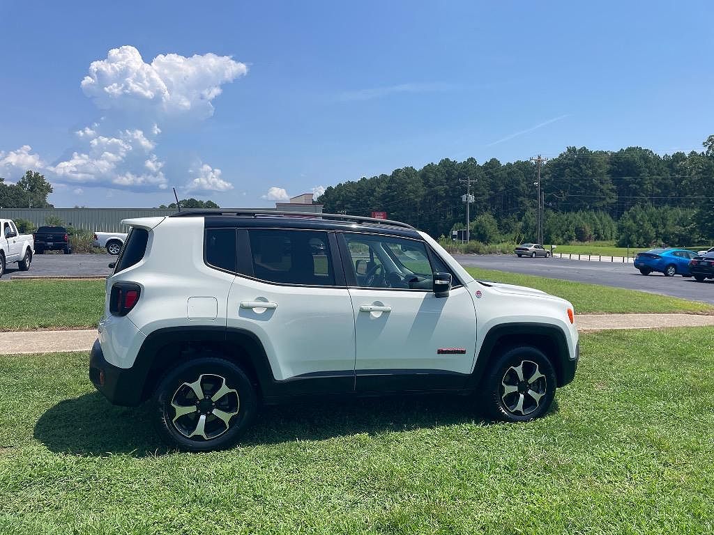 2022 Jeep Renegade Trailhawk