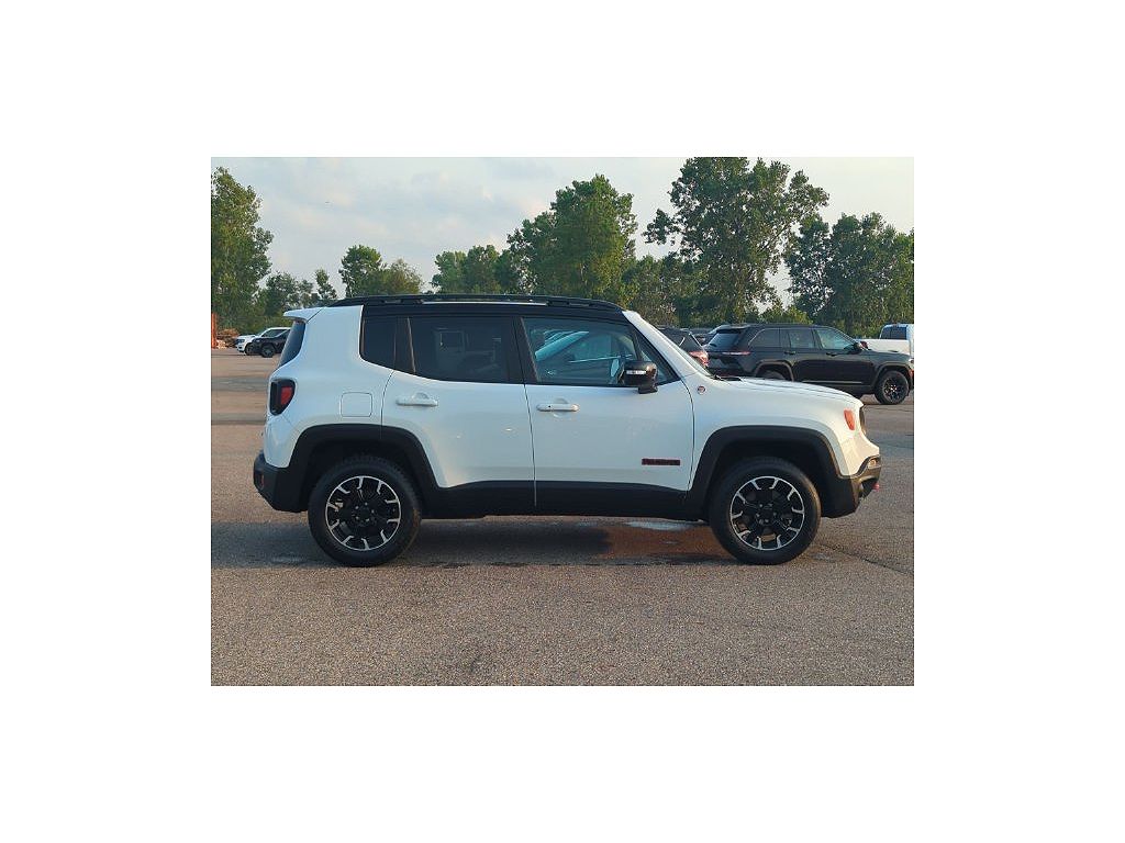 2023 Jeep Renegade Trailhawk 4x4