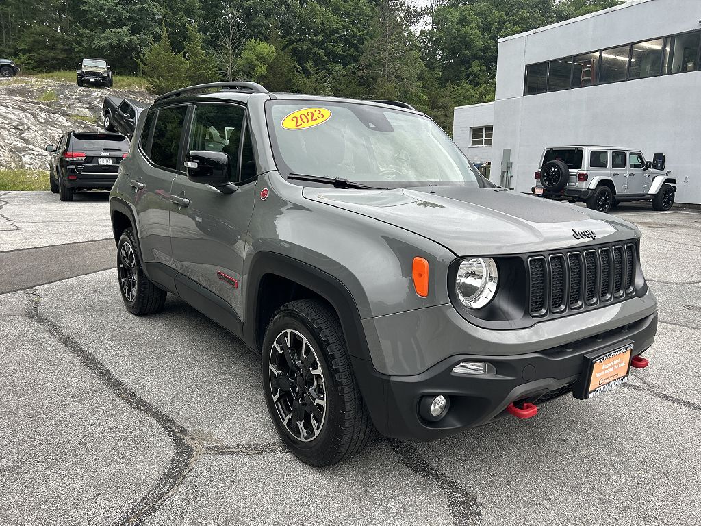 2023 Jeep Renegade Trailhawk