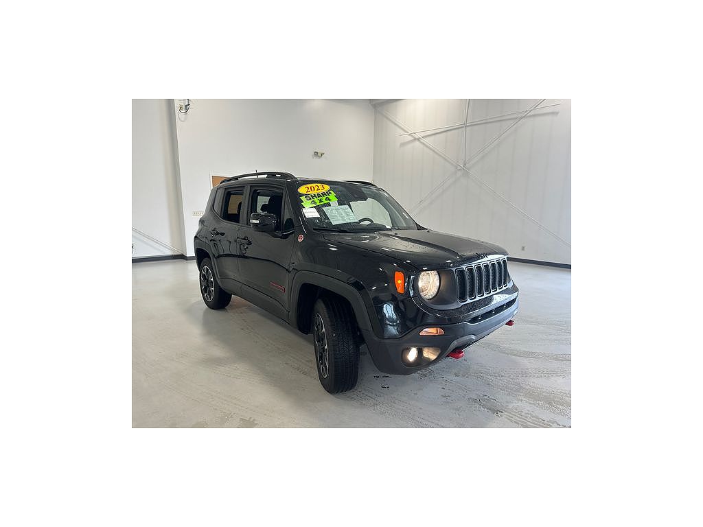 2023 Jeep Renegade Trailhawk