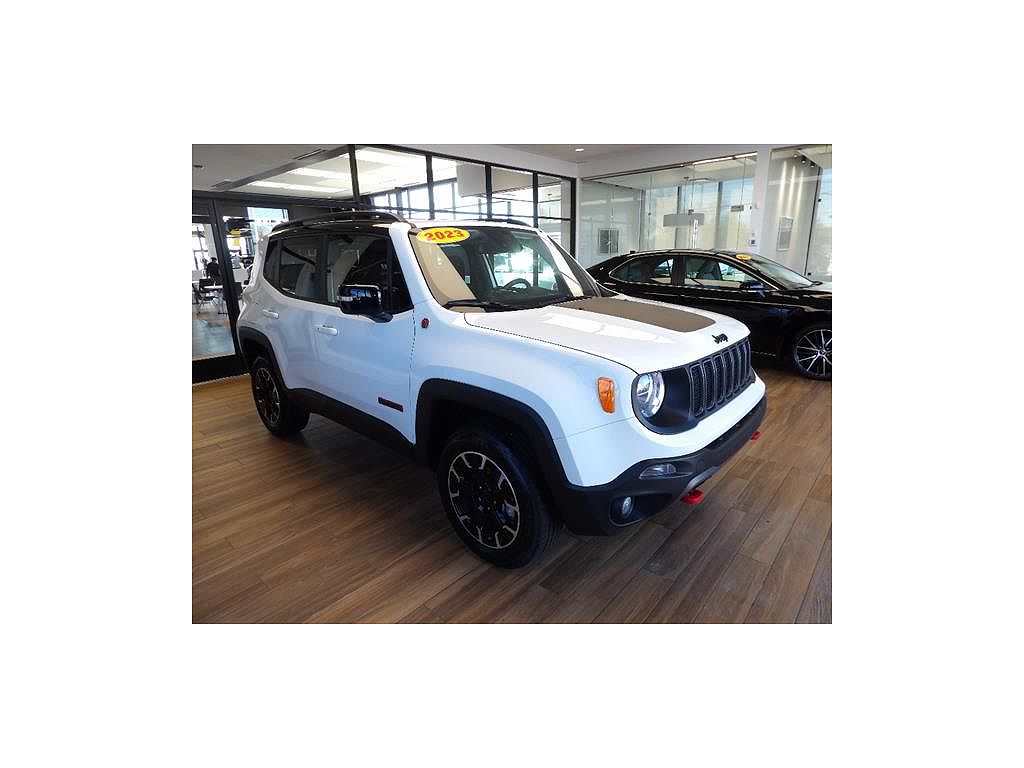 2023 Jeep Renegade Trailhawk