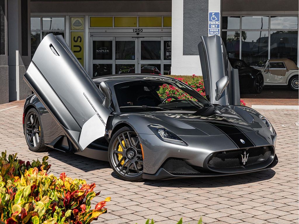 2022 Maserati MC20