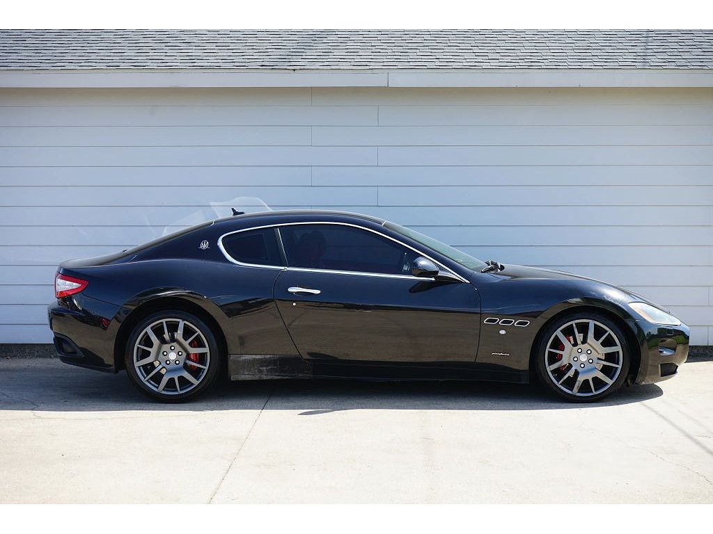 2010 Maserati GranTurismo