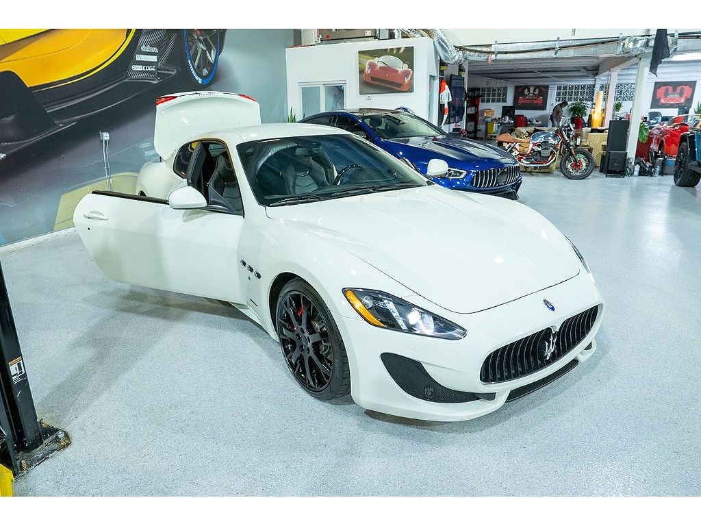 2014 Maserati GranTurismo Sport