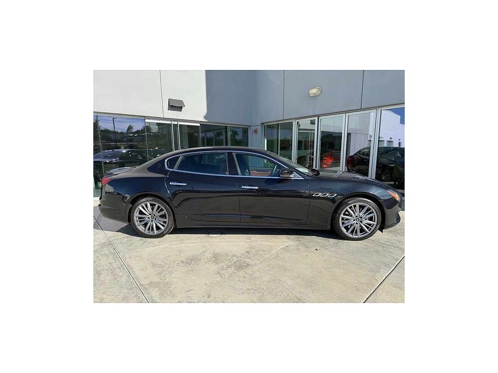 2022 Maserati Quattroporte Modena