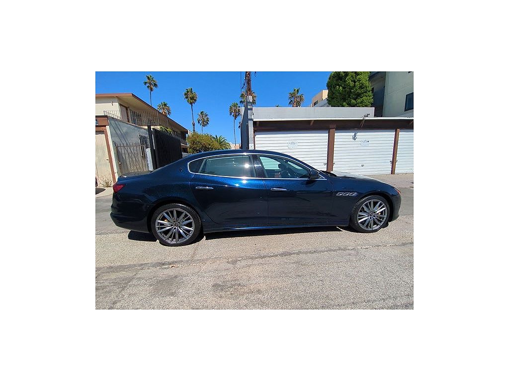2023 Maserati Quattroporte Modena Q4