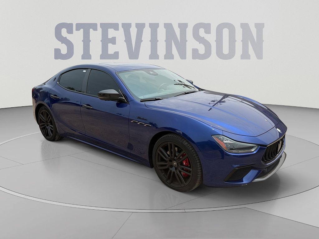 2023 Maserati Ghibli Modena Q4