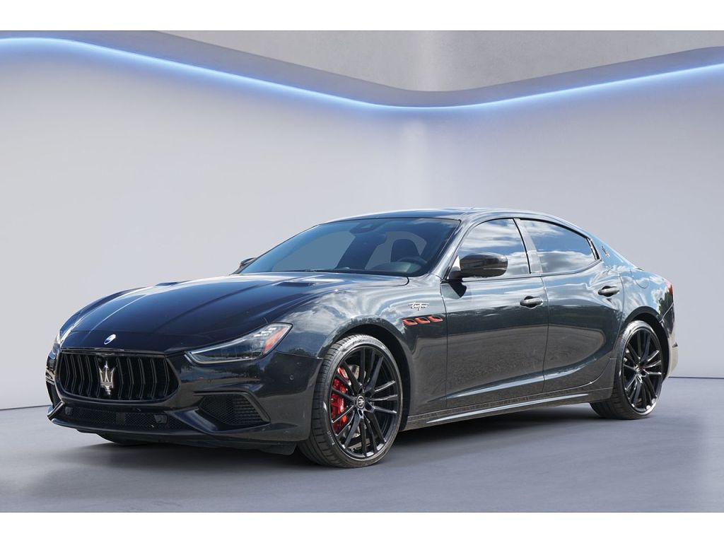 2023 Maserati Ghibli Trofeo