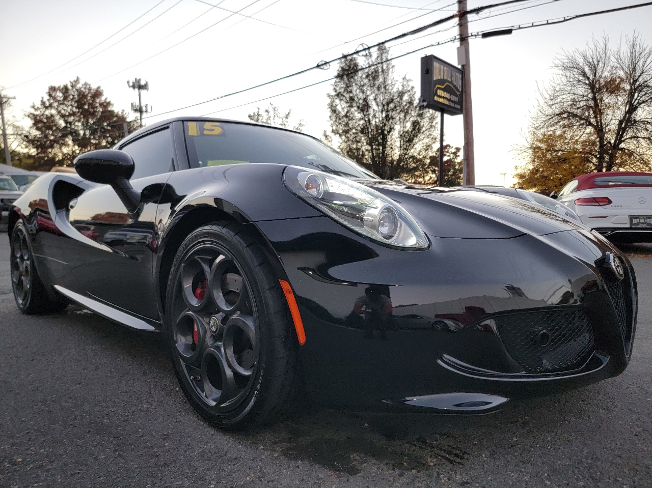 Vehicle Image 7 of 33 for 2015 Alfa Romeo 4C