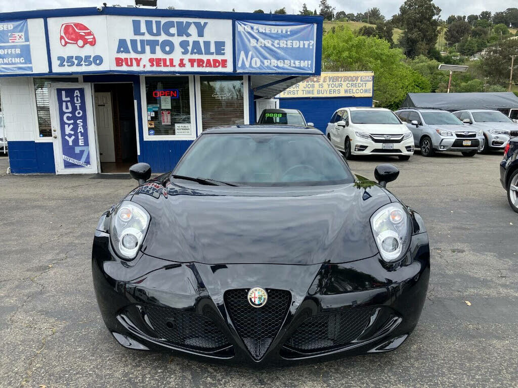 Vehicle Image 3 of 26 for 2015 Alfa Romeo 4C