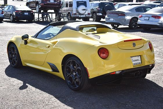 Vehicle Image 5 of 97 for 2018 Alfa Romeo 4C