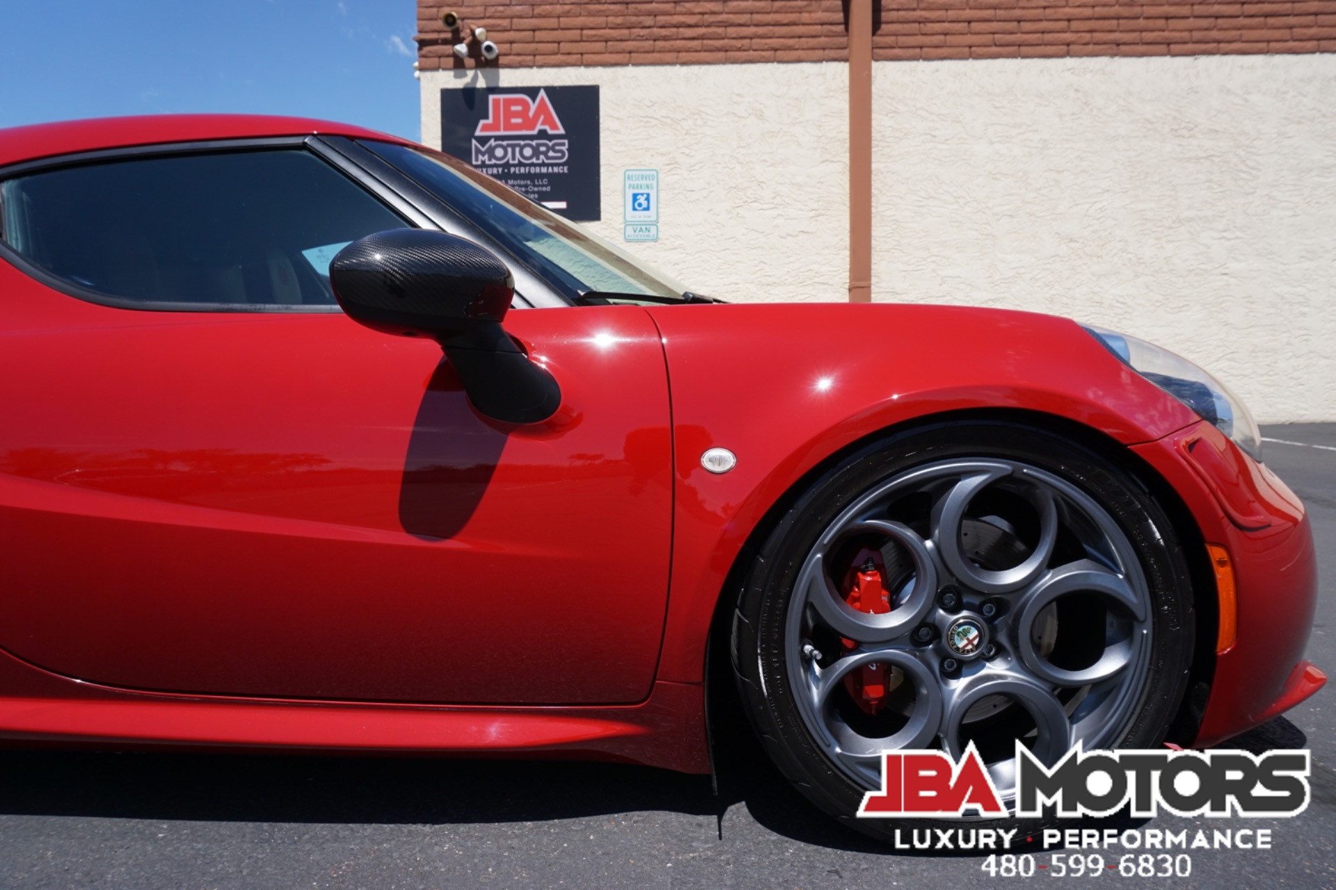 Vehicle Image 101 of 164 for 2015 Alfa Romeo 4C