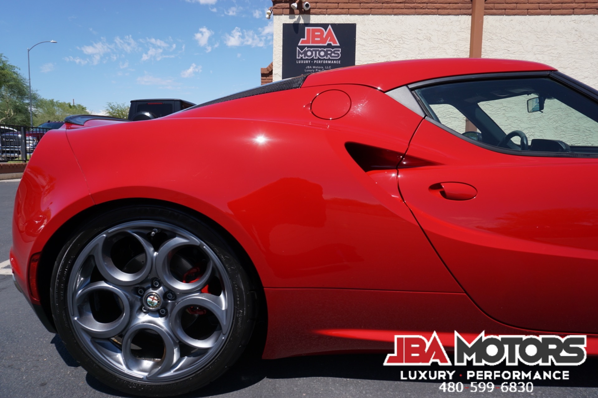 Vehicle Image 102 of 164 for 2015 Alfa Romeo 4C