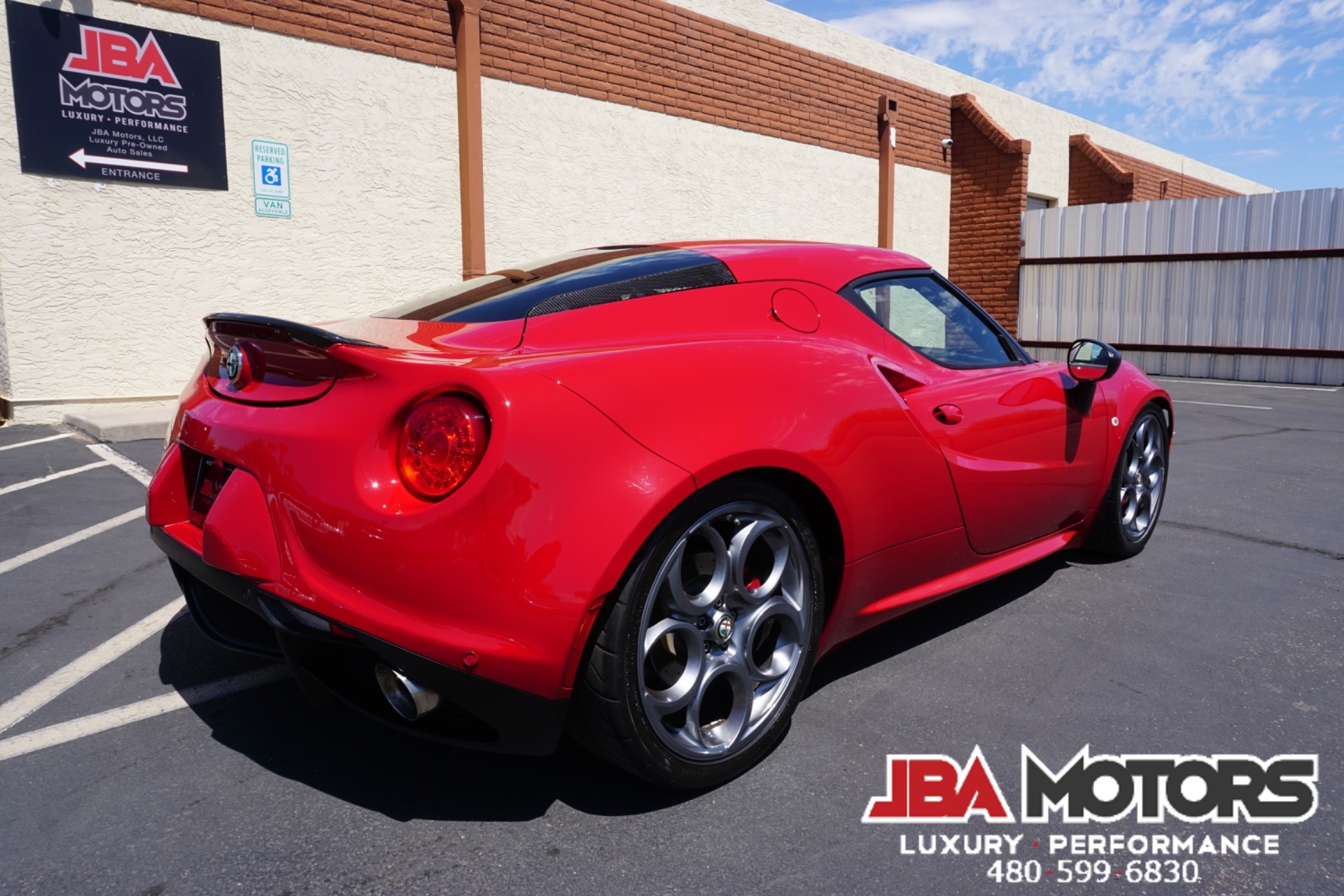 Vehicle Image 106 of 164 for 2015 Alfa Romeo 4C