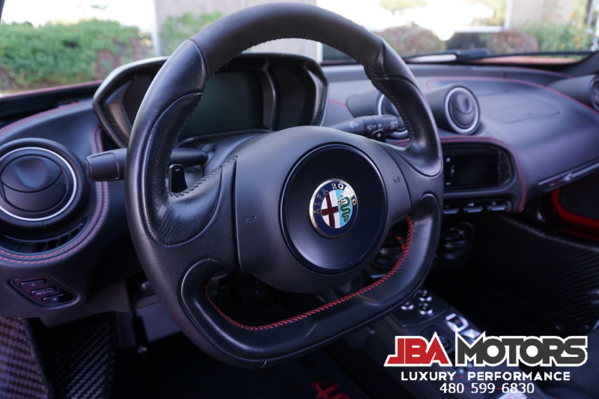 Vehicle Image 116 of 164 for 2015 Alfa Romeo 4C