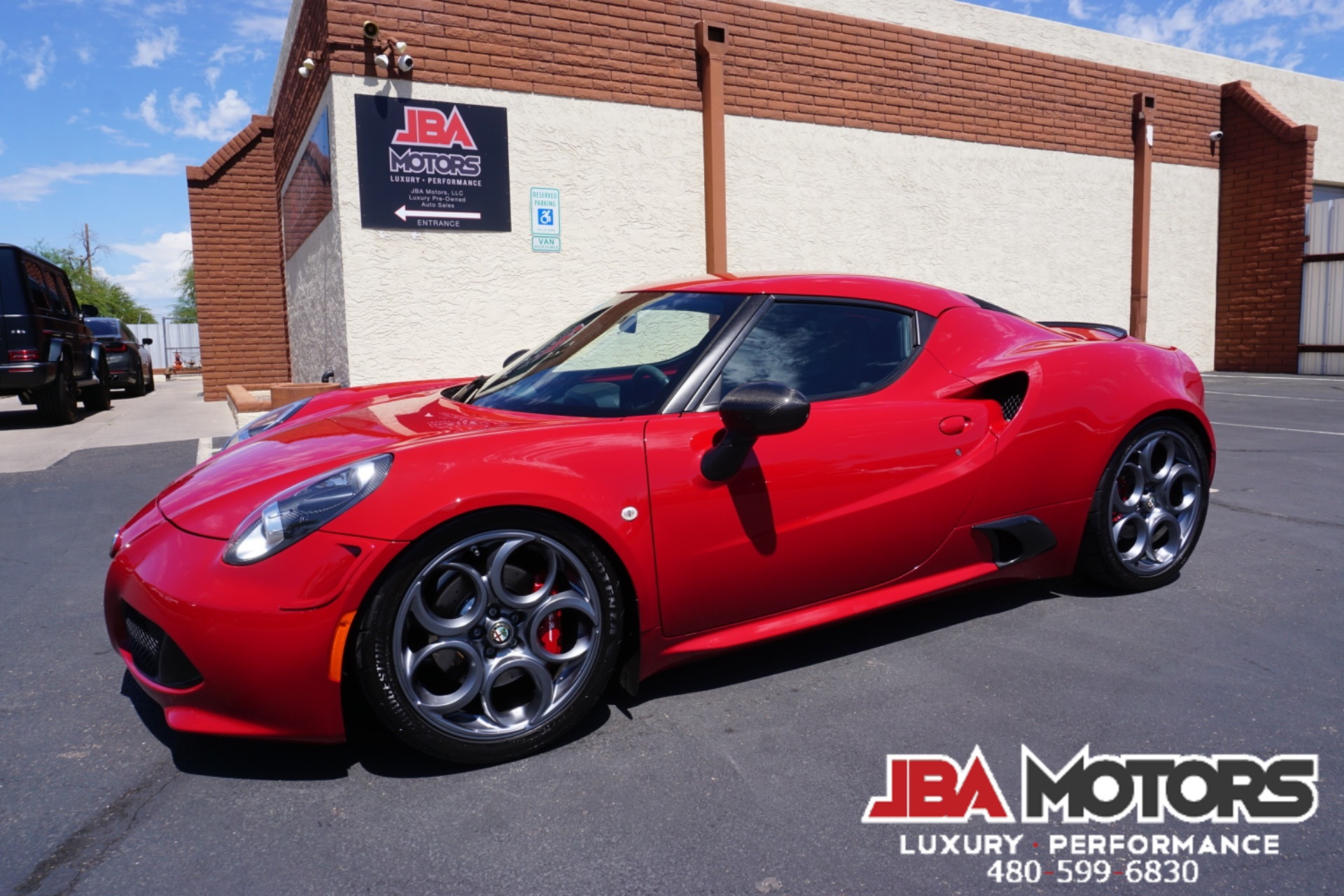 Vehicle Image 12 of 164 for 2015 Alfa Romeo 4C