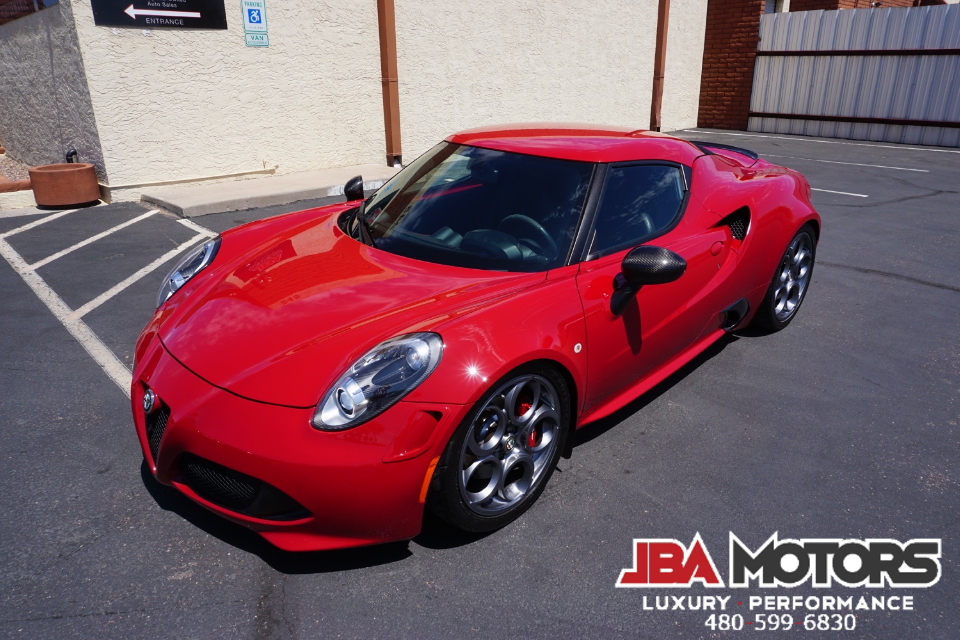 Vehicle Image 13 of 164 for 2015 Alfa Romeo 4C