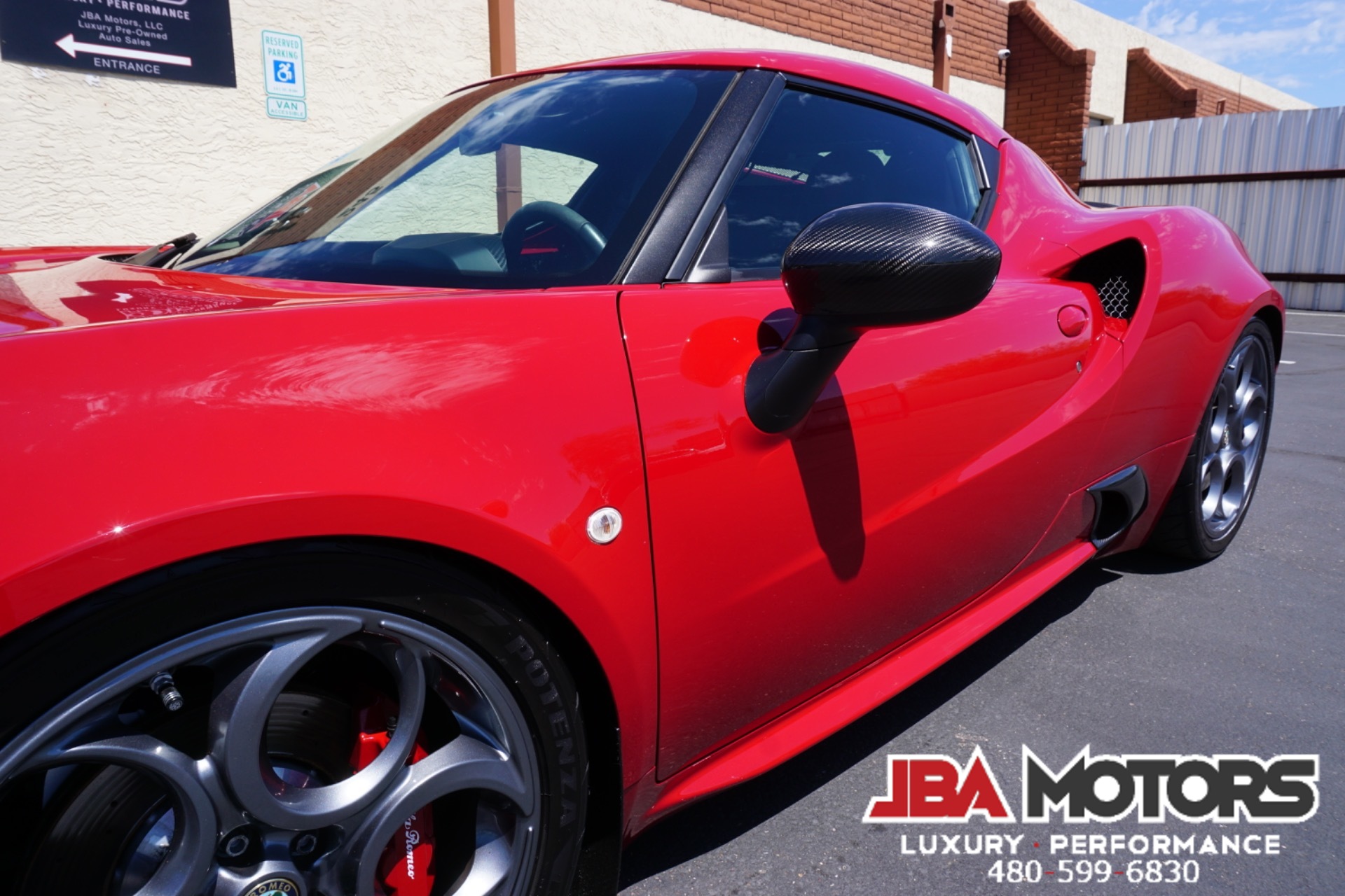 Vehicle Image 61 of 164 for 2015 Alfa Romeo 4C