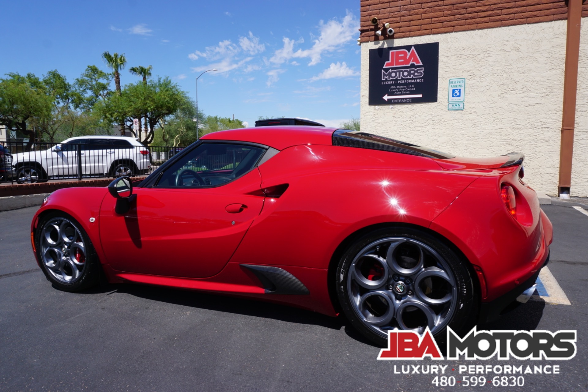 Vehicle Image 74 of 164 for 2015 Alfa Romeo 4C