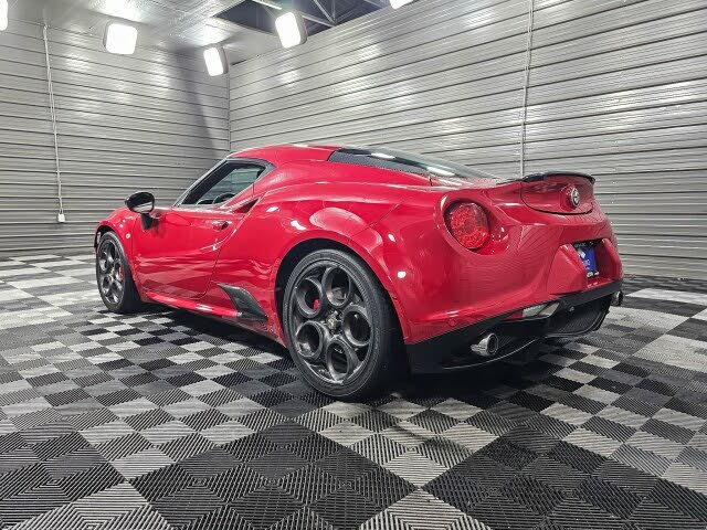 Vehicle Image 6 of 32 for 2015 Alfa Romeo 4C