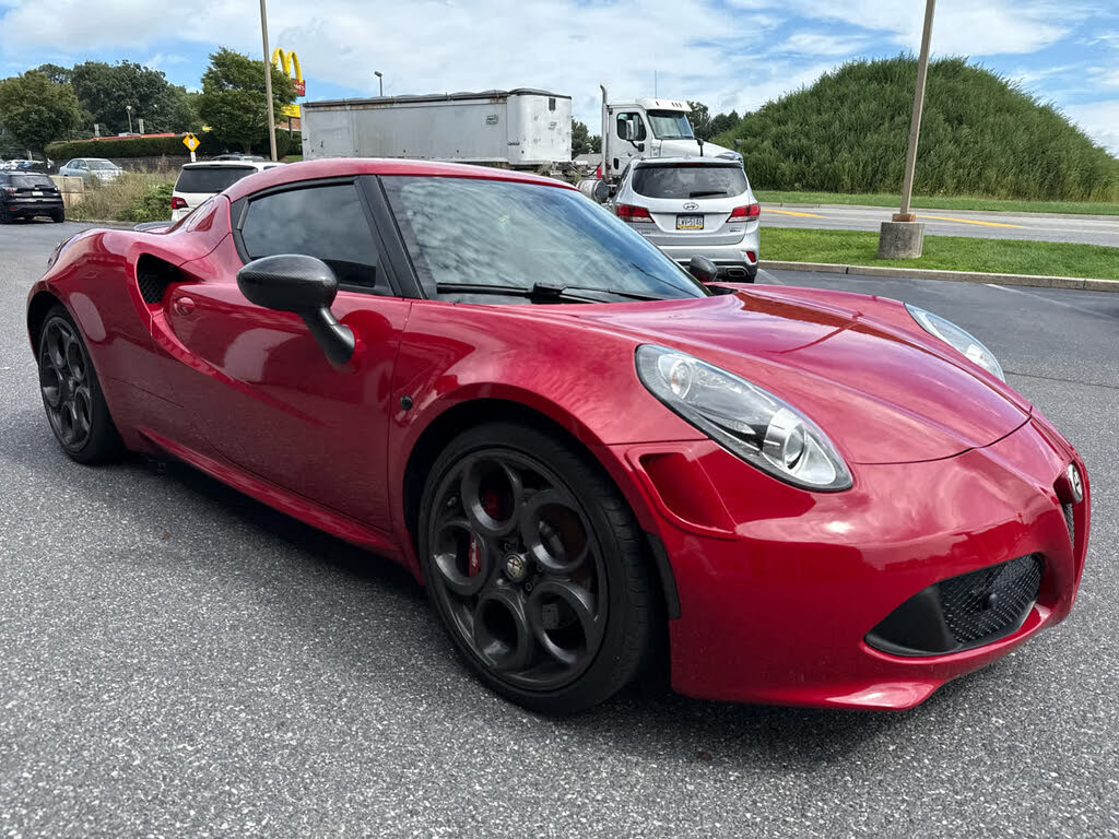 2015 Alfa Romeo 4C Launch Edition