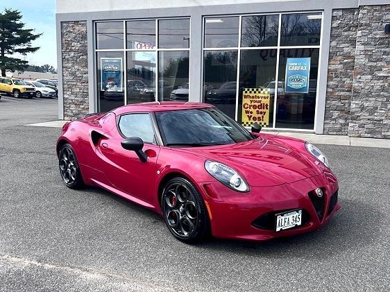 2015 Alfa Romeo 4C - 1