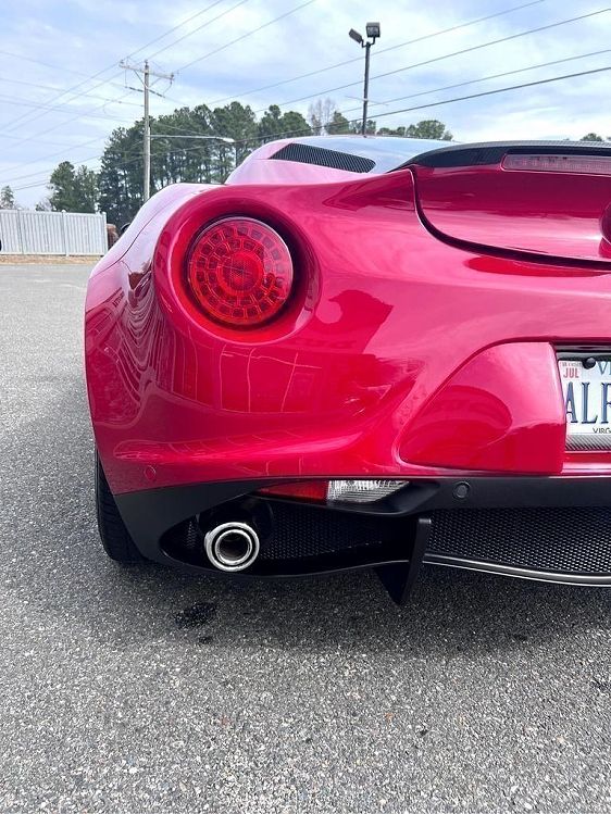 Vehicle Image 40 of 45 for 2015 Alfa Romeo 4C