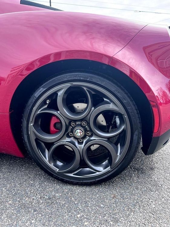 Vehicle Image 41 of 45 for 2015 Alfa Romeo 4C