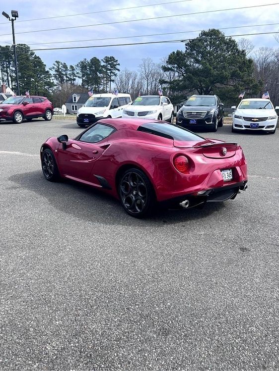 Vehicle Image 6 of 45 for 2015 Alfa Romeo 4C