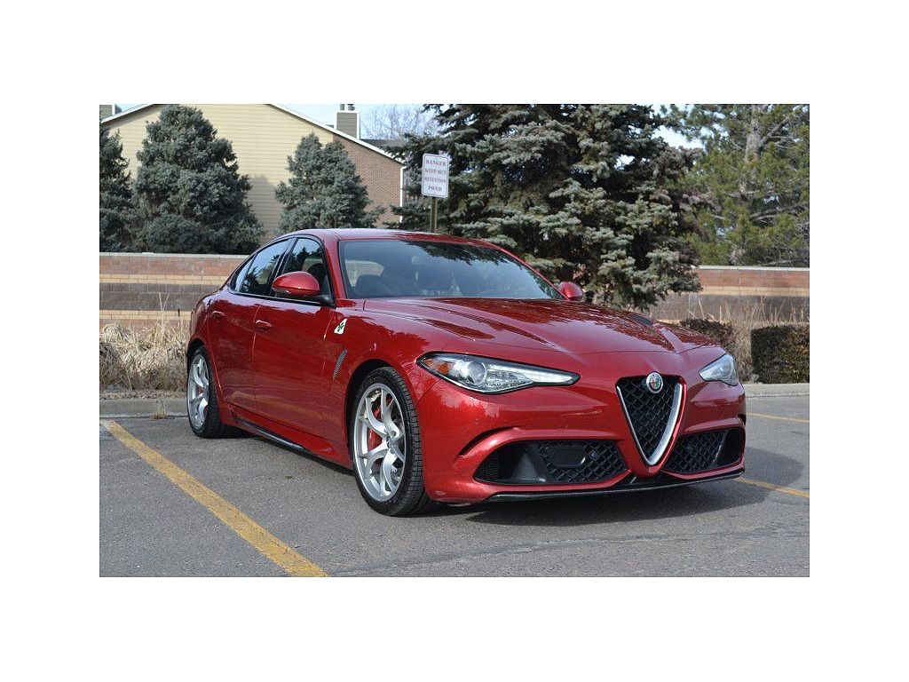2018 Alfa Romeo Giulia Quadrifoglio
