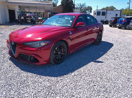 Vehicle Image 1 of 16 for 2018 Alfa Romeo Giulia