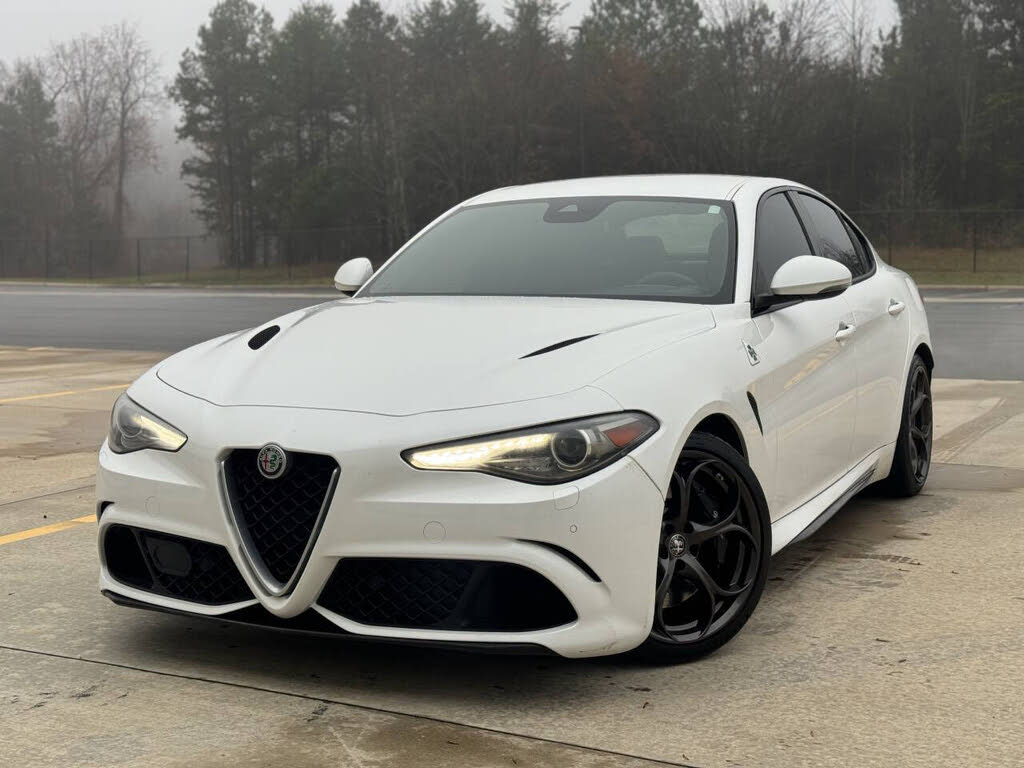 2017 Alfa Romeo Giulia Quadrifoglio