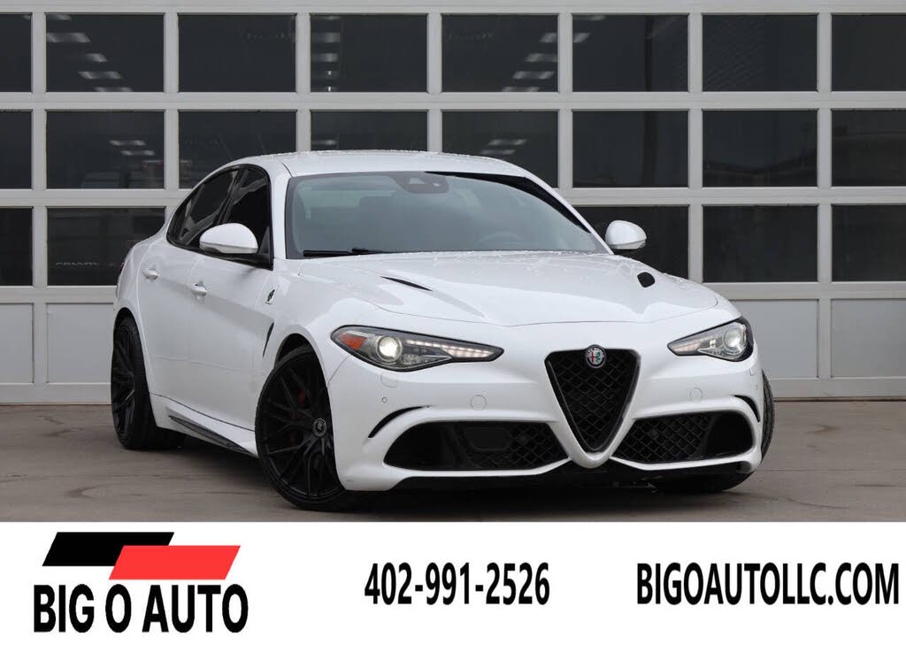 2017 Alfa Romeo Giulia Quadrifoglio