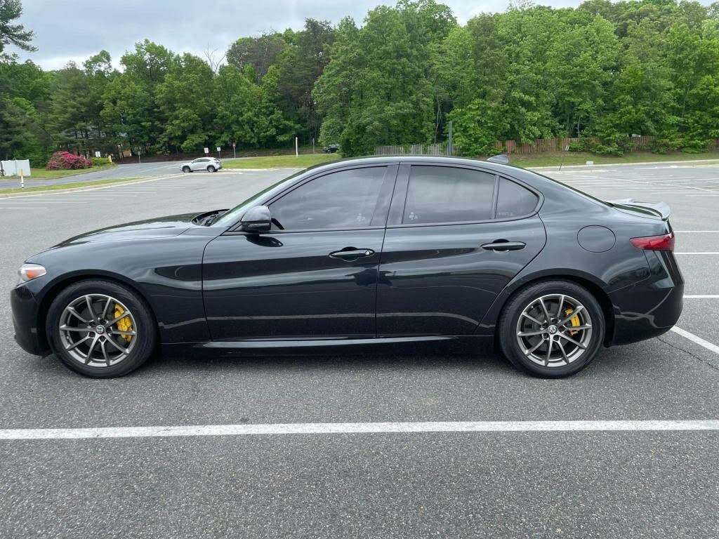 2017 Alfa Romeo Giulia - 8