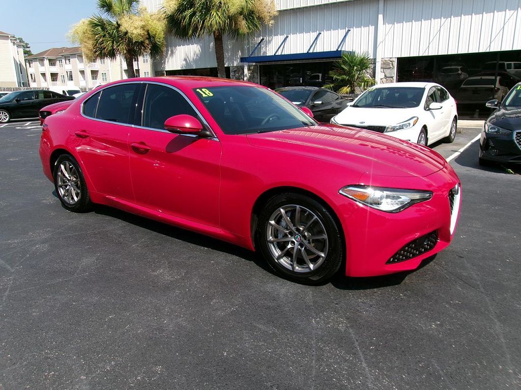 2018 Alfa Romeo Giulia - 1