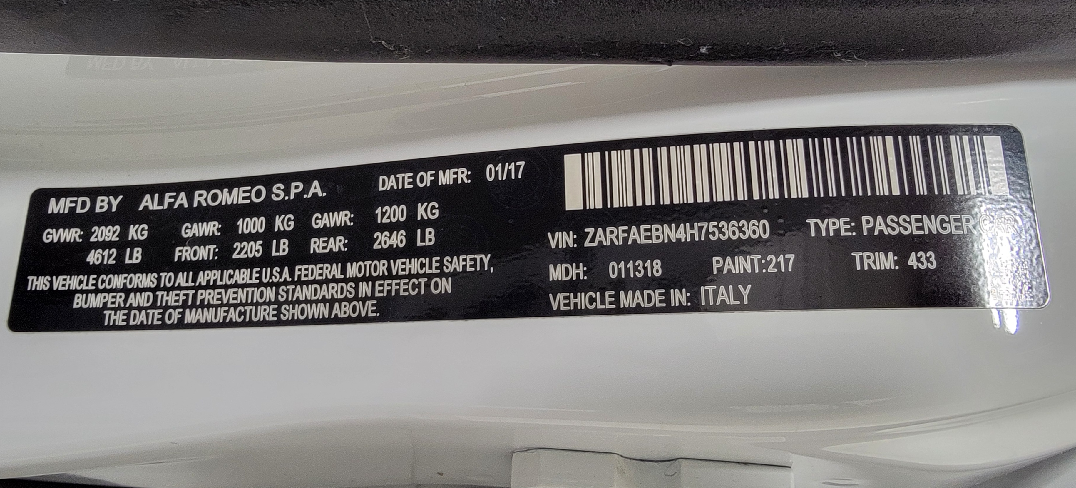 Vehicle Image 110 of 112 for 2017 Alfa Romeo Giulia