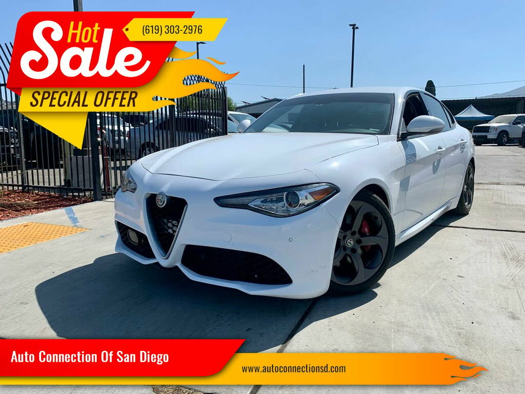 Vehicle Image 1 of 12 for 2018 Alfa Romeo Giulia